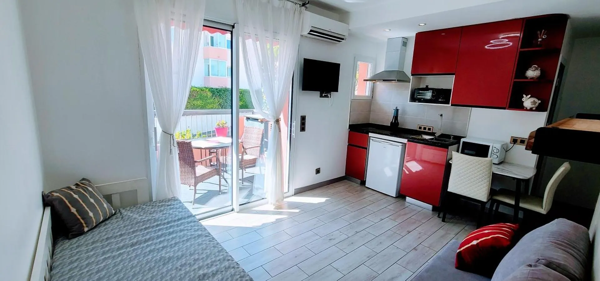 Reve Azur Studio 6 A Deux Pas De La Mer Parking Wifi Cagnes-sur-Mer France